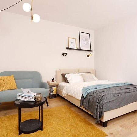 Brand New Lovely Studio Near Metro Station Bucureşti Eksteriør bilde