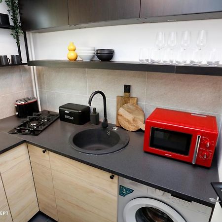 Brand New Lovely Studio Near Metro Station Bucureşti Eksteriør bilde